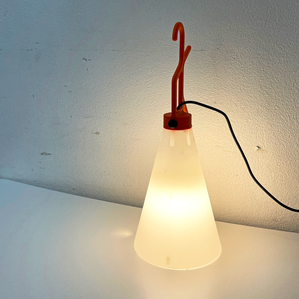【祖師ヶ谷大蔵店】フロス FLOS メイデイ MAYDAY マルチライト スタンドライト オレンジ コンスタンチン・グルチッチ Konstantin Grcic 2020年製 MoMA 買取させていただきました。