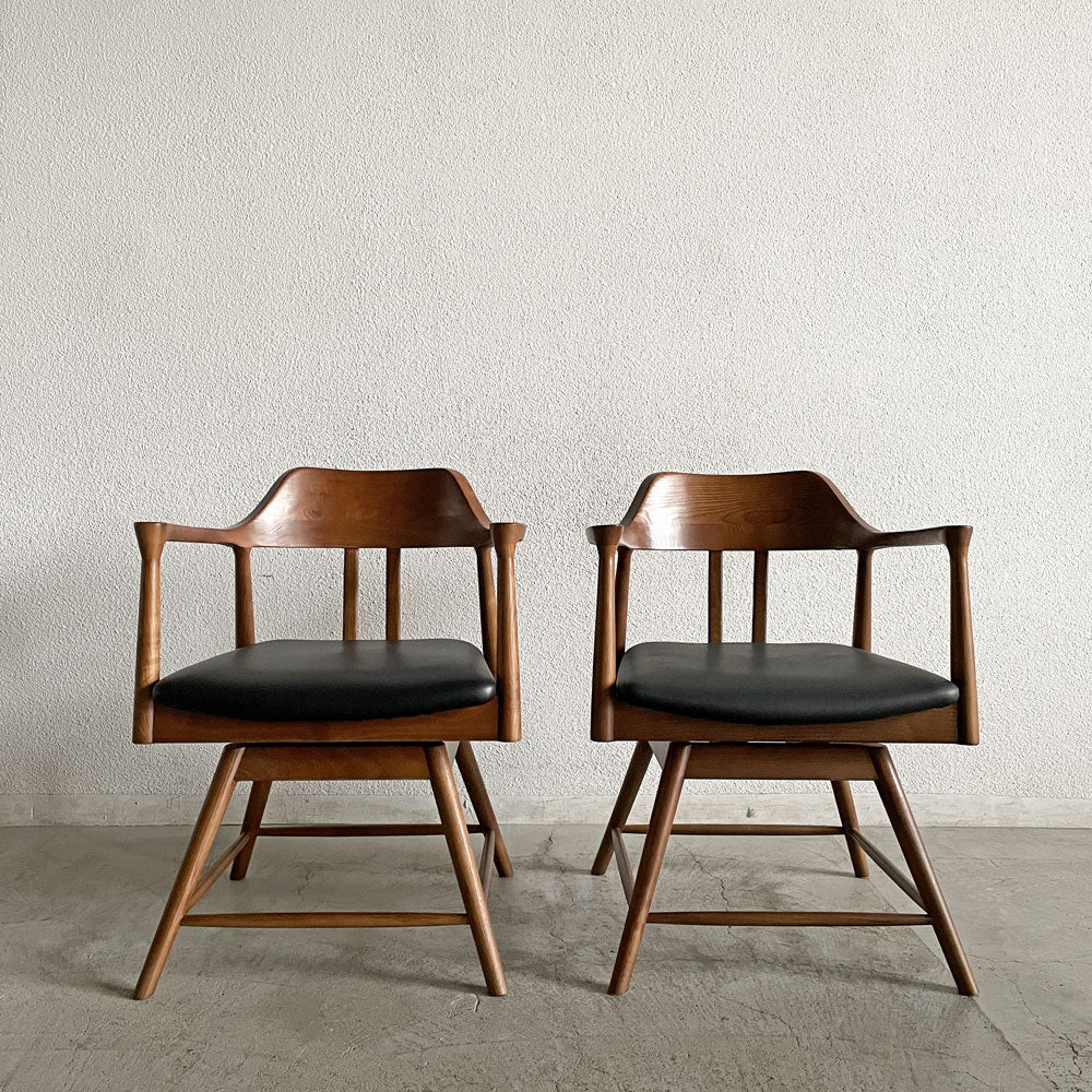 【登戸BASE店】関家具 アーロ ALO ダイニングチェア アームチェア 回転式座面 アッシュ材 ウォールナットカラー PVCレザー ブラック 参考価格￥26,700- 計2脚 買取させていただきました。