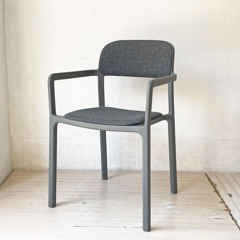 【下北沢店】イケア IKEA ヘイ HAY コラボレーション イッペルリグ YPPERLIG イッペルリグ アームチェア ファブリックシート 廃盤 買取させていただきました。