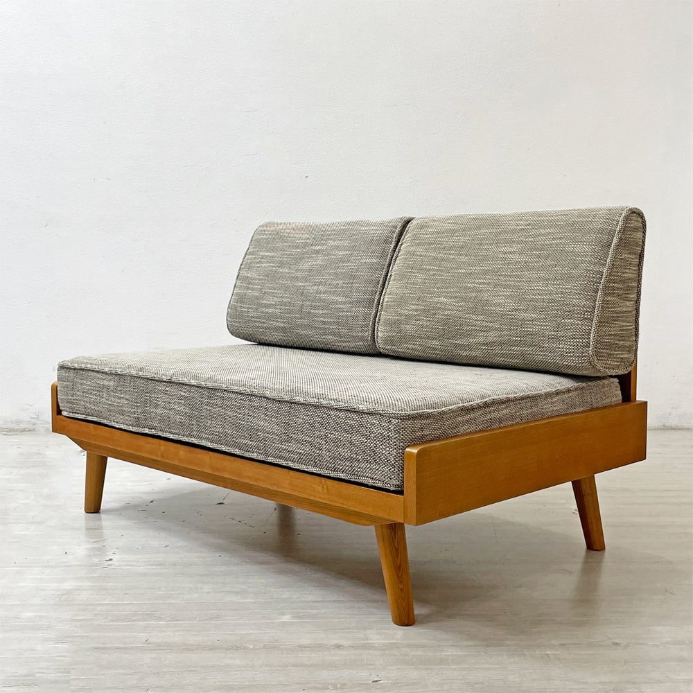 【祖師ヶ谷大蔵店】ウニコ unico アルベロ ALBERO カバーリングソファ 2人掛け チークカラーフレーム ベージュファブリック 北欧ビンテージスタイル 買取させていただきました。