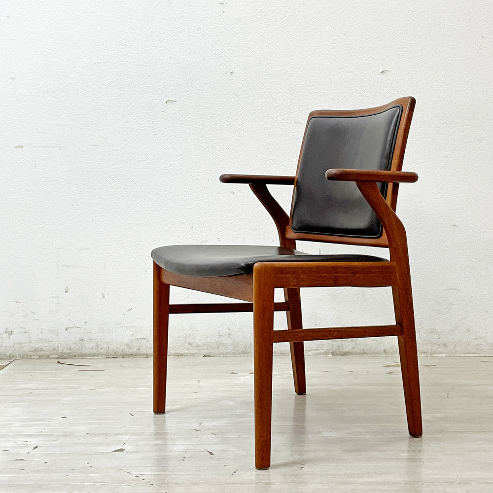 【祖師ヶ谷大蔵店】ジャパンビンテージ Japan vintage ハーフアーム ダイニングチェア チーク無垢材 レザー 北欧スタイル 買取させていただきました。