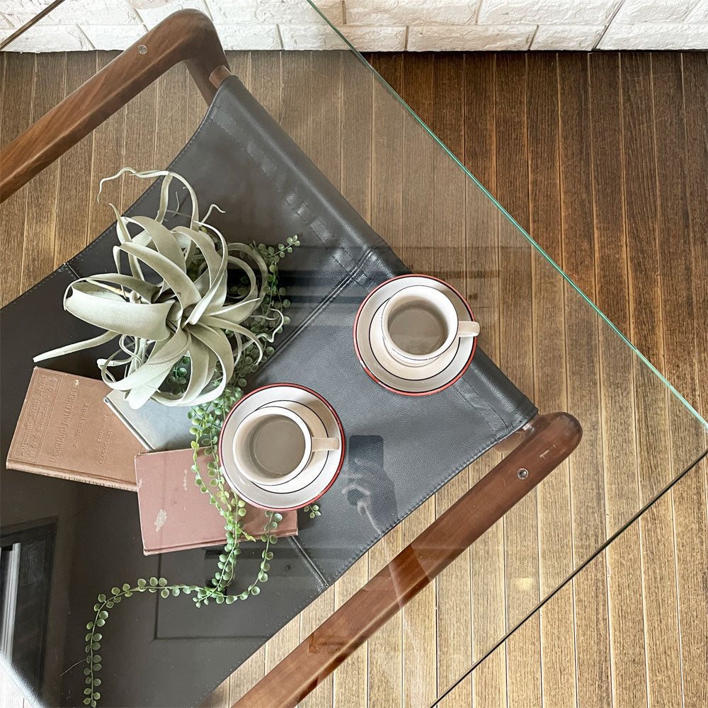 ケンオクヤマデザイン KEN OKUYAMA DESIGN ハンモック リビングテーブル ローテーブル ガラス×ウォールナット×ブラックレザー W80cm 奥山清行 定価￥99,800- 廃番 ～その贅沢は味方～