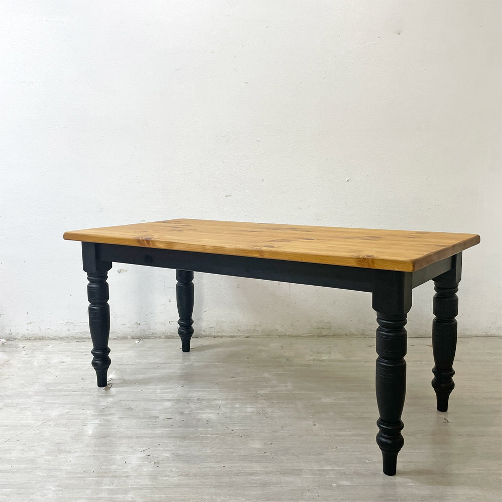 祖師ヶ谷大蔵店】ブラックボード Blackboard カーフ karf ブルックリンスタイル ダイニングテーブル ろくろ脚 パイン無垢材 w160 買取させていただきました