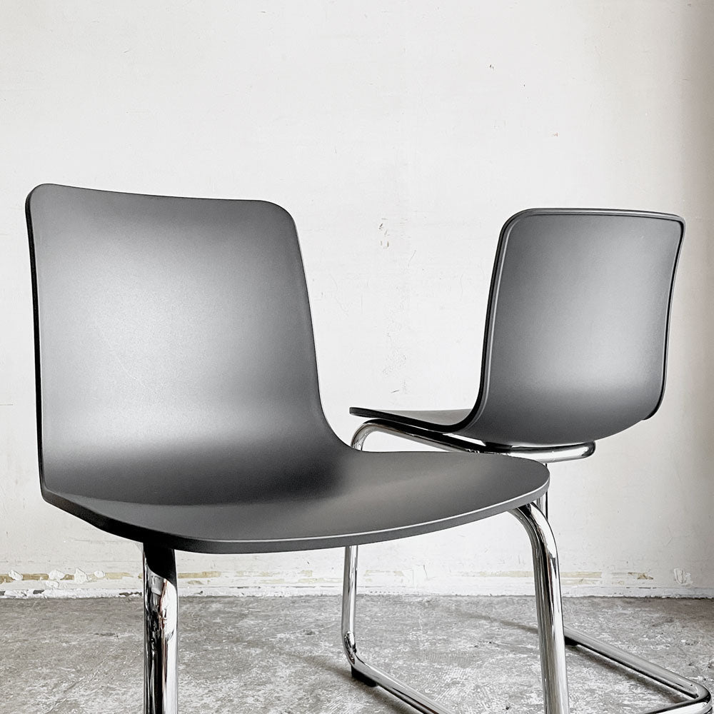 【自由が丘店】ヴィトラ Vitra ハル RE キャンチレバー HAL RE CANTILEVER ダイニングチェア ジャスパー モリソン ブラック カンチレバー モダン 計2脚 買取させていただきました。