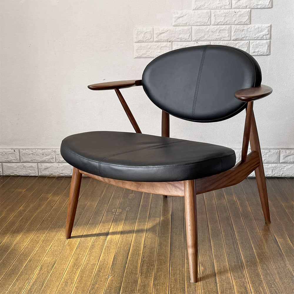 【経堂店】柏木工 KASHIWA ボススタイル BOSS STYLE イージーチェア ラウンジチェア Z013 レザー ウォルナット オイル仕上げ 定価：￥193,600- 買取させていただきました。