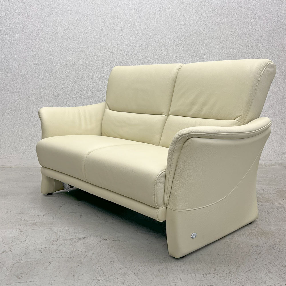 【登戸BASE店】ヒモラ himolla カッセル Cassel 2人掛けソファ 本革 レザー クリーム ドイツ IDC大塚家具取扱い モダンデザイン 買取させていただきました。