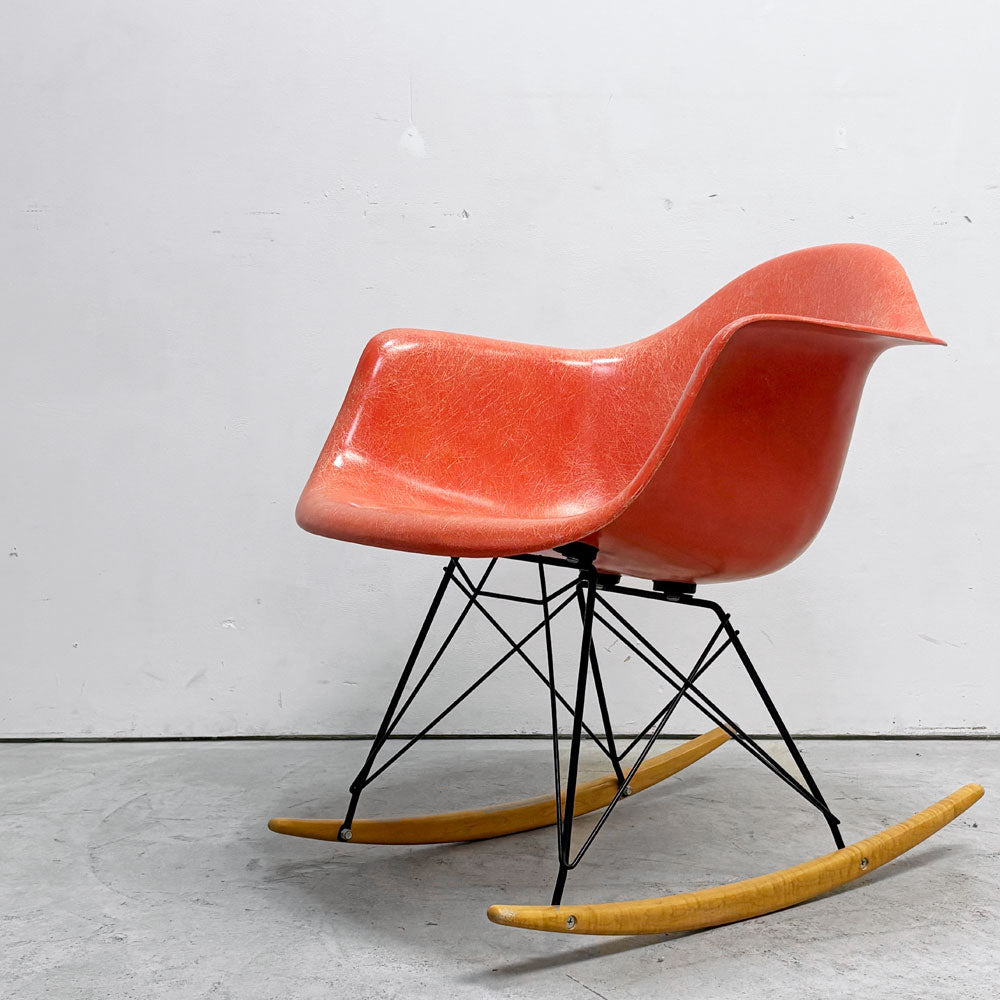 【祖師ヶ谷大蔵店】ハーマンミラー Herman Miller 2ndビンテージ アームシェルチェア FRP製 レッドオレンジ ロッカーベース C&R イームズ ミッドセンチュリー 買取させていただきました。