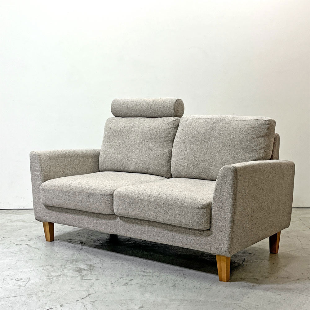 【祖師ヶ谷大蔵店】モモナチュラル MOMO Natural フォノ PHONO 2人掛けソファ カバーリングファブリック オフホワイト系 アルダー材脚 ヘッドレスト付 買取させていただきました。