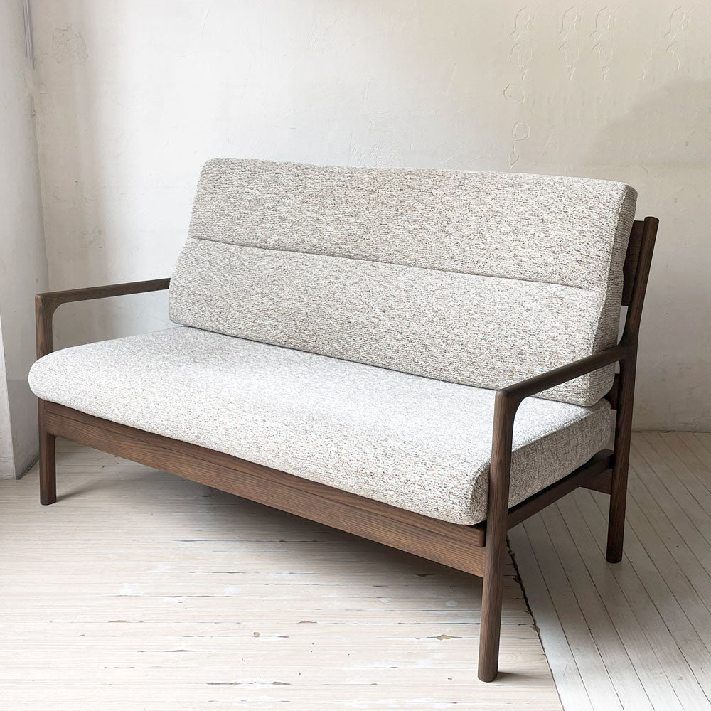 【下北沢店】シラカワ家具 Shirakawa シフォン CHIFFON 2pソファ SL-2902 国産家具 北欧スタイル ナラ材 ハートブラウン コロラート生地 買取させていただきました。