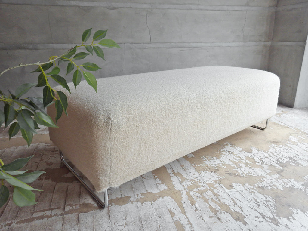 カッシーナイクスシー Cassina ixc. 253 NEST ベンチ ピエロ・リッソーニ PIERO LISSONI 定価  : 141,900円～ ～愛らしい見た目と癖になる座り心地～