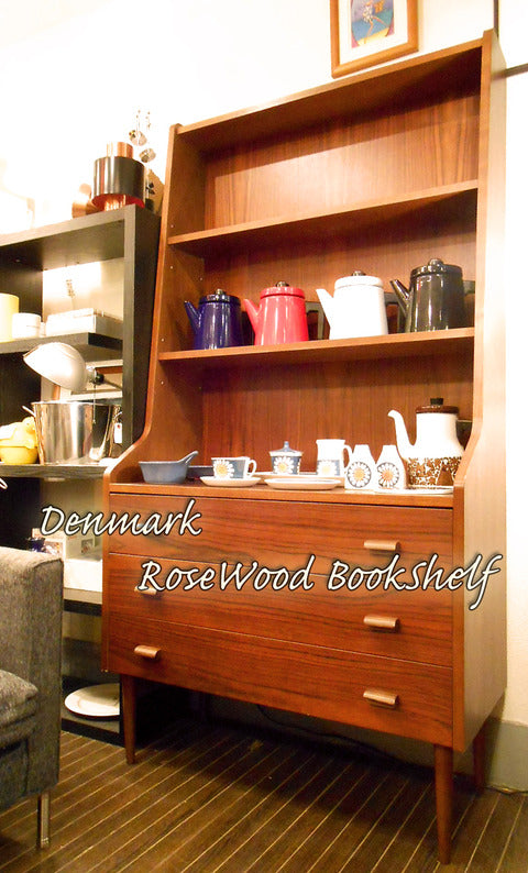 多様な使い方が楽しめる北欧家具♪ デンマーク製 ローズウッド ブックシェルフ / カップボード【買取＆販売＆レンタル】