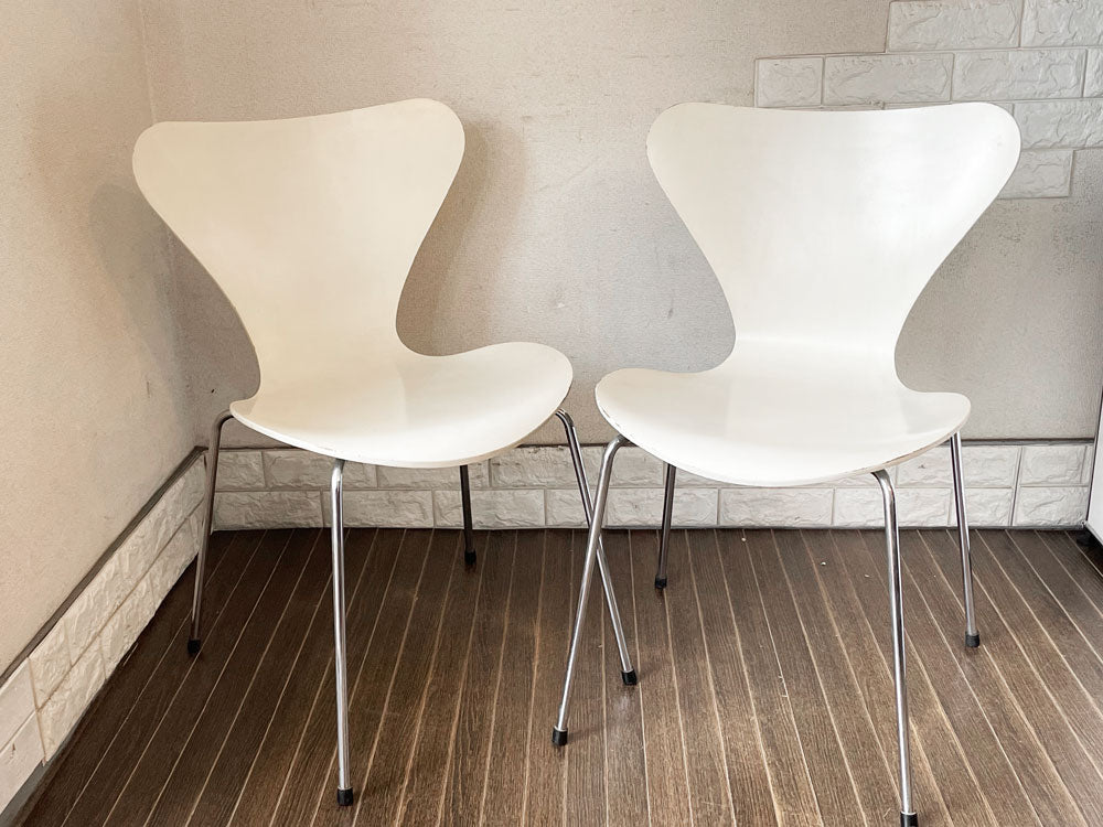 フリッツハンセン Fritz Hansen セブンチェア ダイニングチェア スタッキングチェア ラッカー仕上げ ホワイト アルネ・ヤコブセン デンマーク 北欧家具  中古品  買い取りしました。