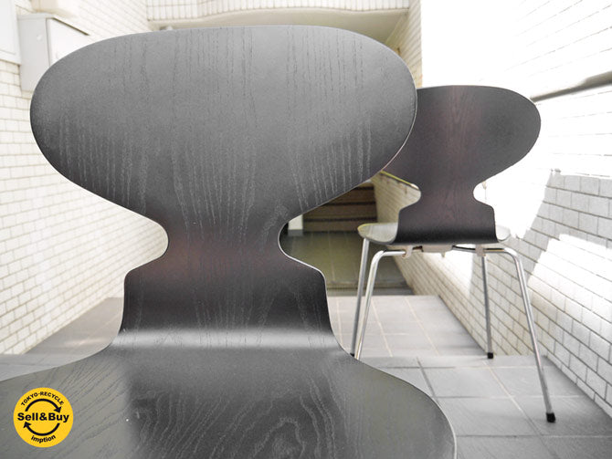 フリッツハンセン Fritz Hansen アントチェア ANT CHAIR アルネ ヤコブセン 4本脚 カラードアッシュ ブラック 中古品 買い取りしました！ 自由が丘店 出張買取もお任せください。