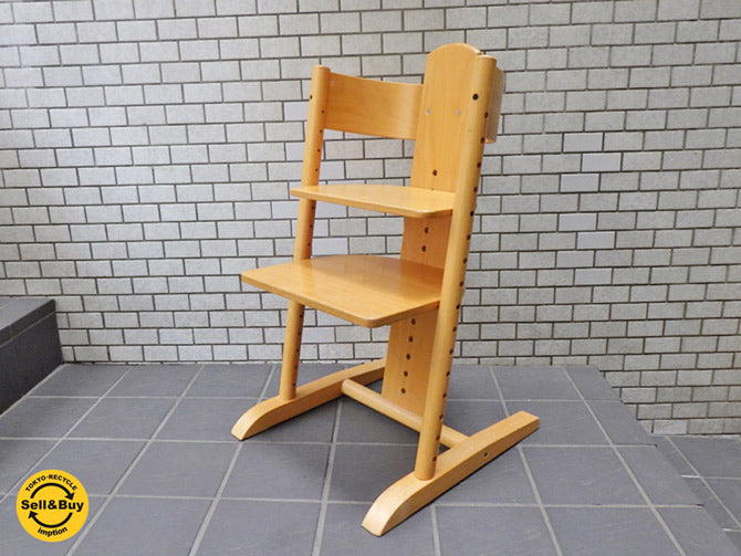 モイジ MOIZI チェア2 CHAIR2 ベビーチェア ステップアップチェア ビーチ材 ナチュラルカラー ドイツ■ 買い取りしました！ 自由が丘店 出張買取もお任せください。