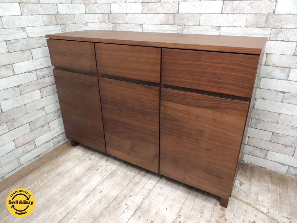 無印良品 MUJI ウォールナット 木製キャビネット & テレビボード 美品　中古品 買い取りしました。祖師ヶ谷大蔵店 出張買取もお任せ下さい。