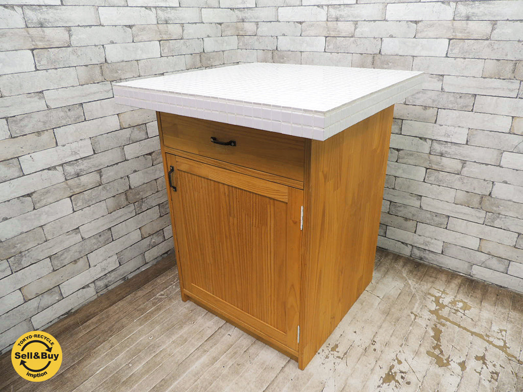 モモナチュラル momo natural アイランド キッチンカウンターS モザイクタイルxパイン材  中古品 買い取りしました。祖師ヶ谷大蔵店 出張買取もお任せ下さい。