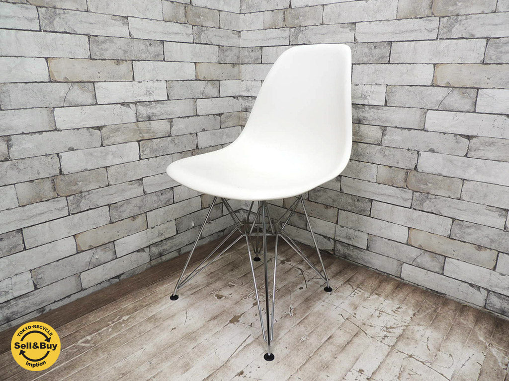 ヴィトラ vitra イームズ サイドシェルチェア エッフェルベース ポリプロピレン  中古品 買い取りしました。祖師ヶ谷大蔵店 出張買取もお任せ下さい。