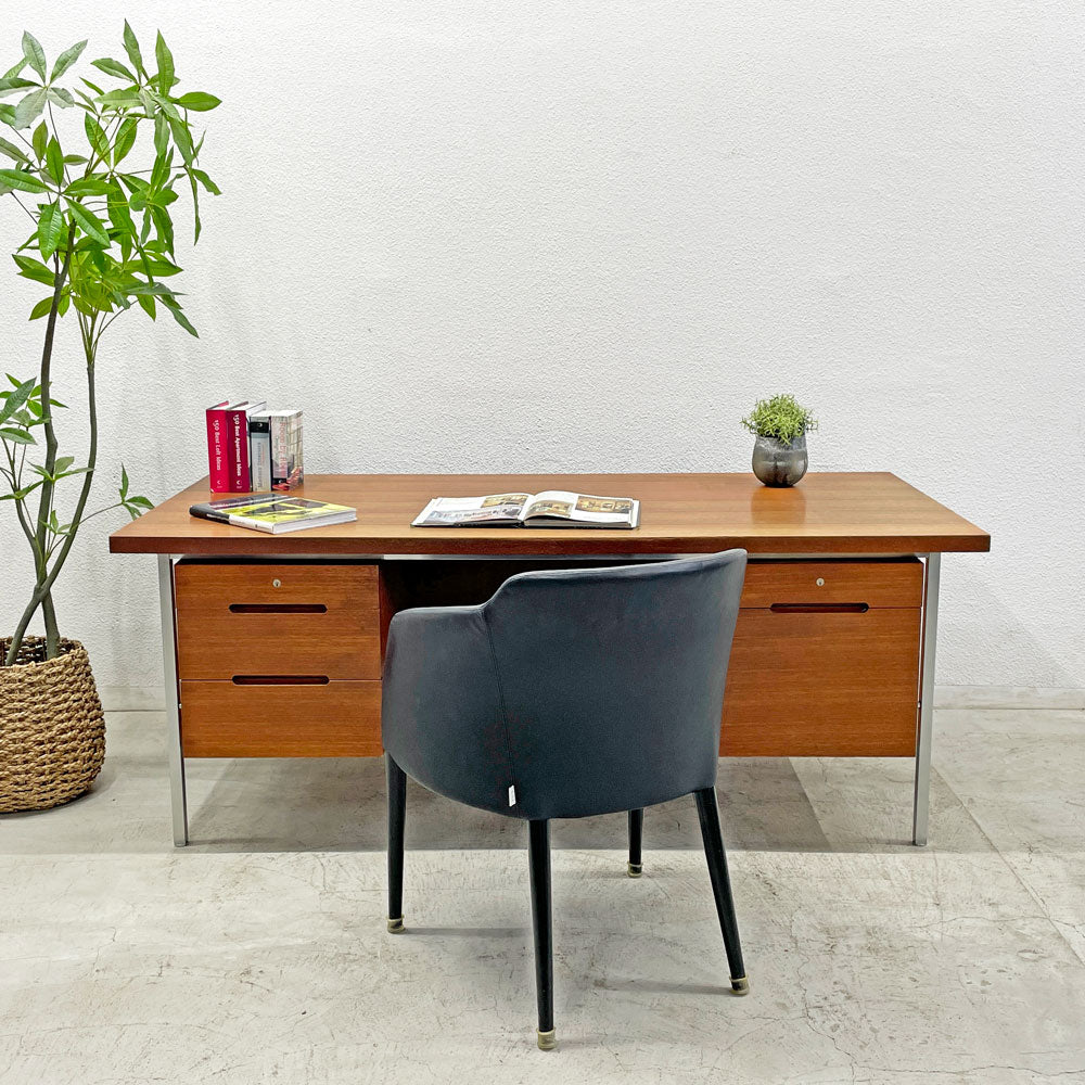 ジャパンビンテージ 両袖デスク チーク材 スチール脚 鍵付き 机 作業台 ワークデスク エグゼクティブ ミッドセンチュリー ジャパニーズモダン ～不要な機能や装飾性を省いたスタイリッシュなビンテージデスク～