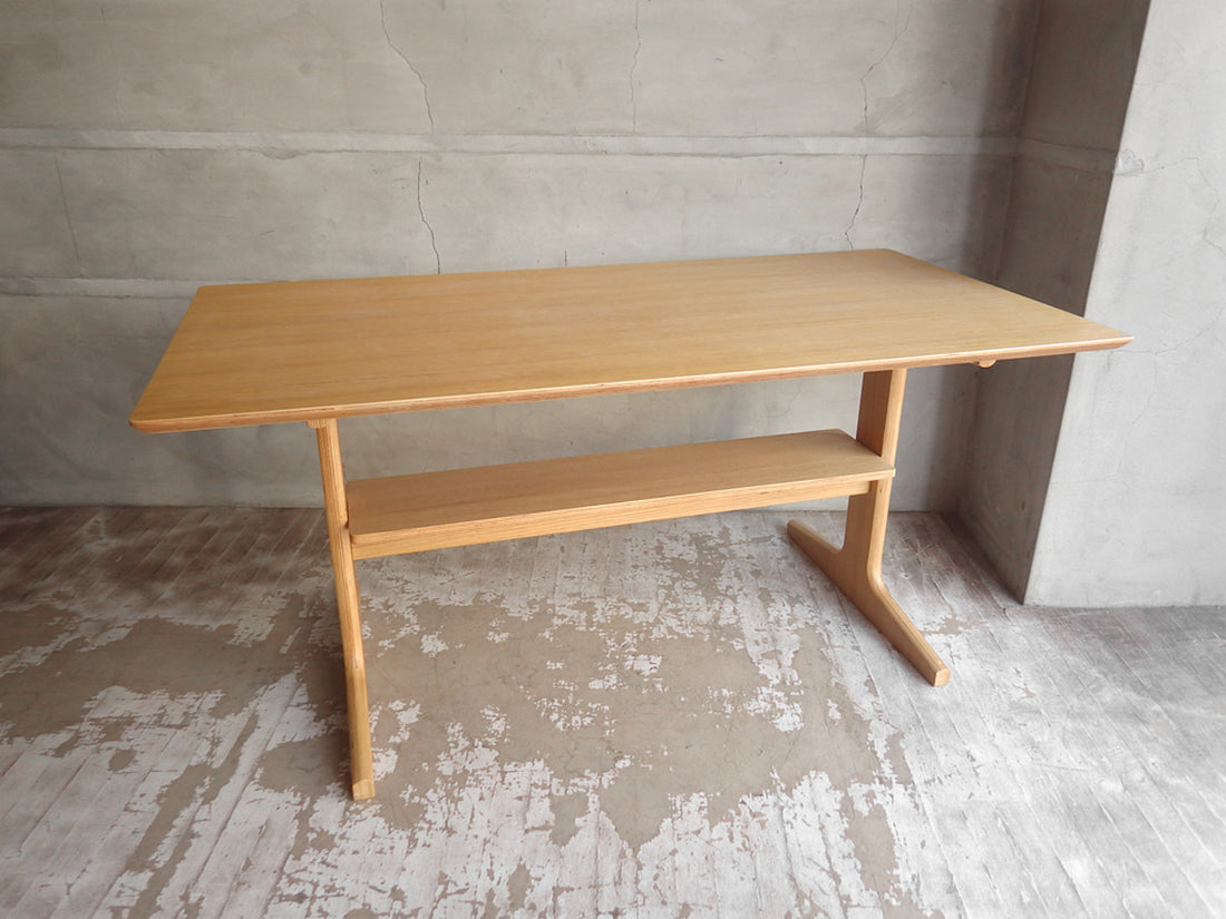 無印良品 MUJI リビングでもダイニングでもつかえる テーブル オーク材 W130cm シンプル ナチュラルデザイン 中古品 買い取りしました。