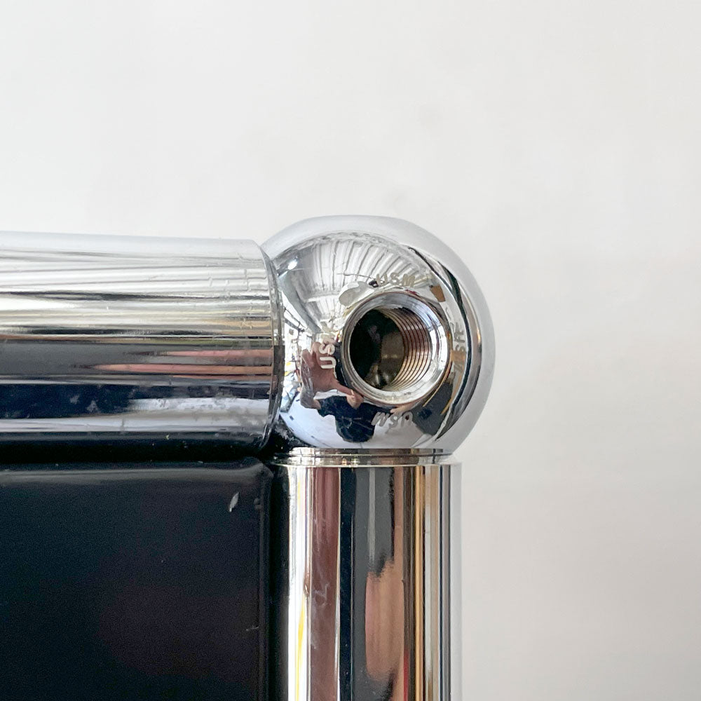 ユーエスエムハラー USM Haller モジュラーファニチャー Modular Furniture キャビネット シェルフ 1列4段 スイス～洗練された柔軟性～