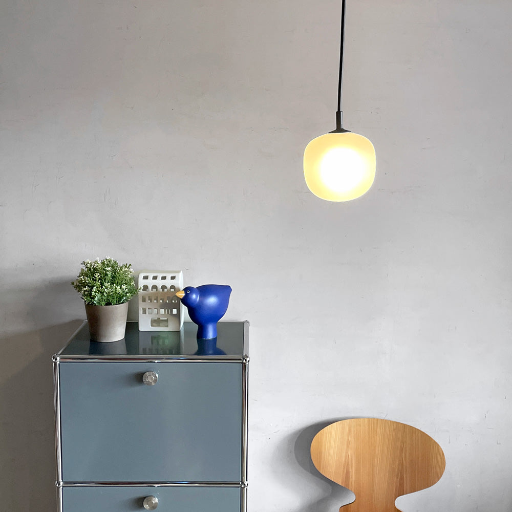 ムート MUUTO ライム RIME ペンダントライト PENDANT LAMP 12cm ブラック タフスタジオ TAF Studio 北欧 デンマーク 箱付き ～ 北欧で誕生した、どんぐりの形の穏やかな光 ～