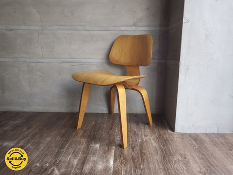 激レア！！ Herman Miller / ハーマンミラー ヴィンテージ DCW 1949～1958年製 Charles & Ray Eames / イームズ～ 世界的な名作チェアをヴィンテージでご堪能下さい。 【買取と販売とレンタルのお店】