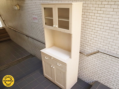 北欧カントリースタイル タイルトップ レンジボード 陶器ハンドル ～可愛いらしさ装飾の数々と女性の事を考えられた魅力的なレンジボード【買取と販売とレンタルのお店】