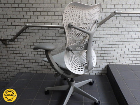 ハーマンミラー Herman Miller ミラチェア Mirra Chair スタジオ7.5 ～ アーロンチェアを超えるパフォーマンスを目指して開発されたワークチェア！【買取と販売とレンタルのお店】