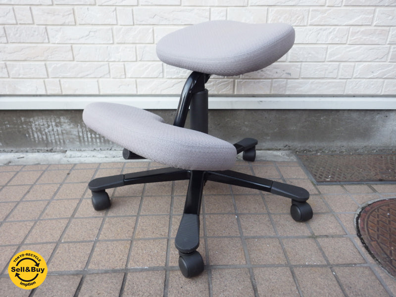ホーグ HAG バランスバイタル バランスチェア 姿勢矯正 学習椅子 ノルウェー 北欧   中古品 買い取りしました。祖師ヶ谷大蔵店 出張買取もお任せ下さい。