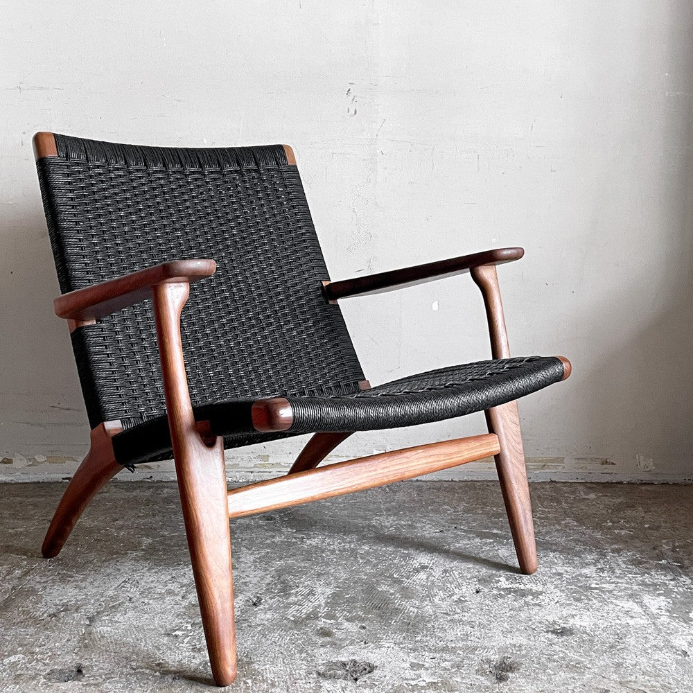 【自由が丘店】 カールハンセン＆サン Carl Hansen & Son CH25 イージーチェア ラウンジチェア ウォールナット材 ブラックペーパーコード ハンス・J・ウェグナー デンマーク 北欧家具 参考定価￥713,900- 買取させていただきました。