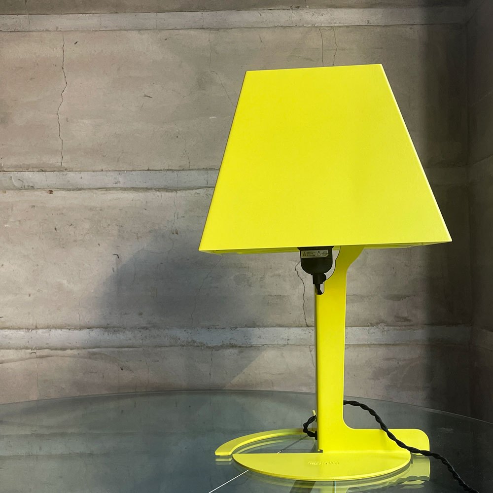 【学芸大学店】Established & Sons フォールド テーブルランプ ナイトスタンド Fold Table Lamp イギリス Alexander Taylor  イエロー 買取させていただきました。