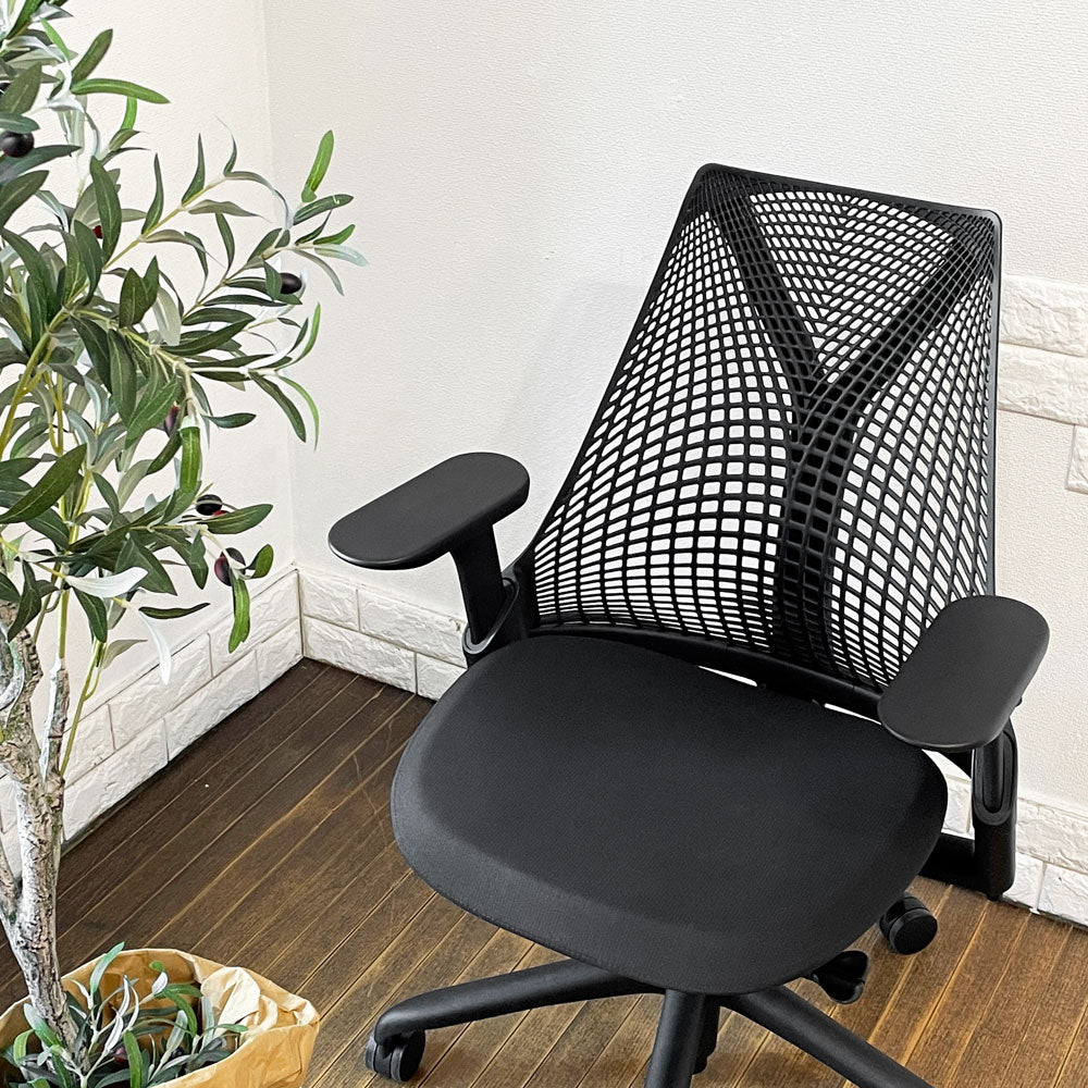 ハーマンミラー HermanMiller セイルチェア SAYL Chair サスペンションミドルバック アジャスタブルアーム 2023年製 イヴ・ベアール ～網目が隠す～