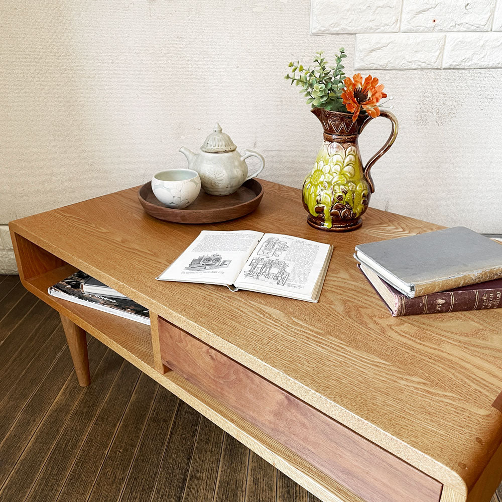 久和屋 KUWAYA シンフォニー Symphony 85 リビングテーブル ライト タモ材×ウォールナット材 W85cm 抽斗付 アクタス取扱 参考価格￥63,800- ～ サステナブルな家具で心に癒しを ～