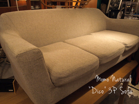 おおらかな曲線でゆったりした時間を過ごせそう。～Momo Natural "Dico" 3p sofa　モモナチュラル ソファ【買取＆販売＆レンタル】