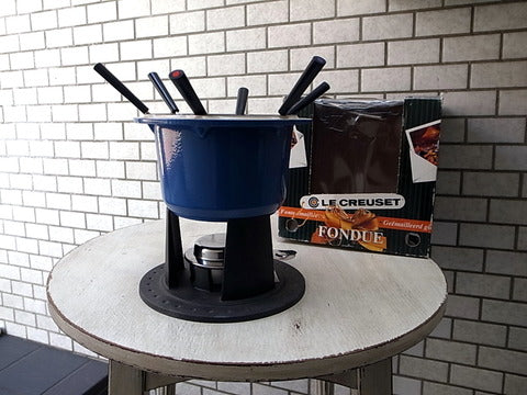 Le Creuset 　ル・クルーゼ コンパクト・フォンデュ・セット ブルー フランス ～ 温かくて美味しいお食事はいかがですか。　【買取と販売とレンタルのお店】