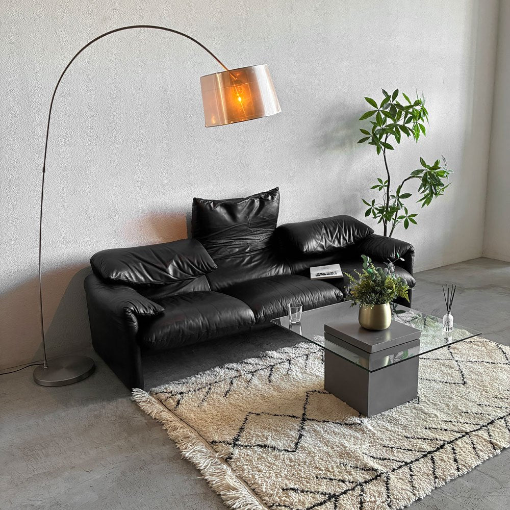 カッシーナ Cassina 675 マラルンガ MARALUNGA 3シーターソファ 参考価格 約298万円～ 最高級ランク本革 ～ イタリアモダンの重鎮 " ヴィコ.M " よる傑作ソファ！ ～