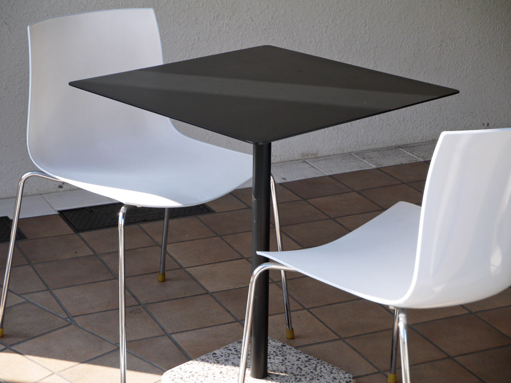 ヘイ HAY テラゾー TERRAZZO TABLE スクエアテーブル カフェテーブル 幅60cm チャコール × グレー 人工大理石 デンマーク 北欧 ミニマル モダン 屋外使用可 ～ 太陽を浴びながらゆったりしたい方に ～