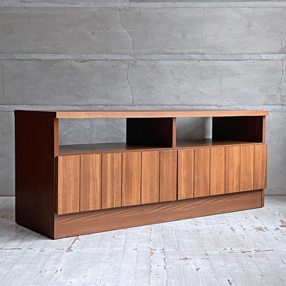 【学芸大学店】ウニコ unico ストラーダ STRADA AVボード テレビボード アッシュ材 W120cm 廃番 買取させていただきました。