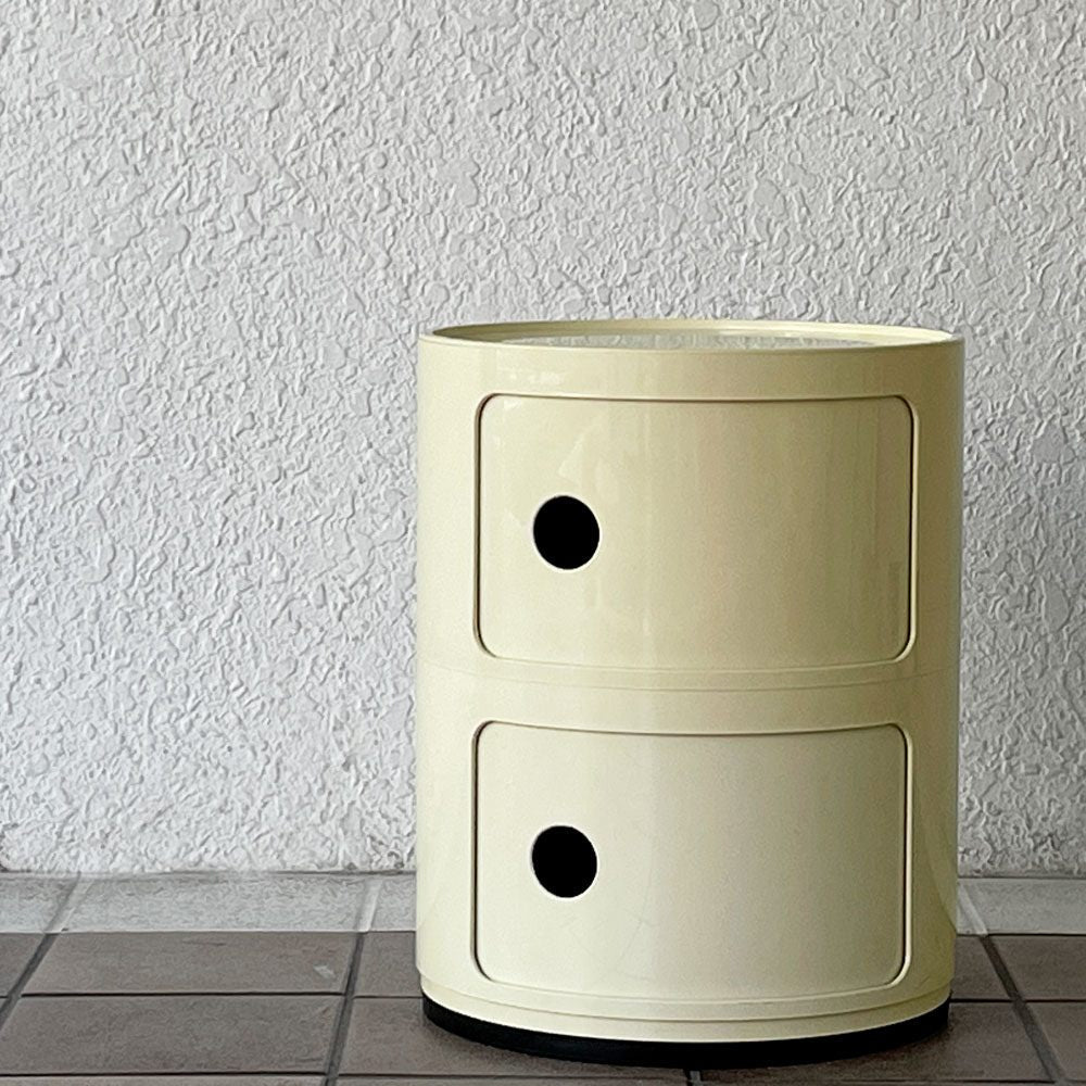 【用賀店】カルテル Kartell コンポニビリ COMPONIBILI 2段 ホワイト ストレージボックス H40cm アンナ・カステッリ・フェリエーリ イタリア 定価￥22,000- 買取させていただきました。