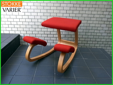 自然な直立姿勢がもたらす集中力!!～Norway ストッケ ヴァリエール バリアブル バランス チェア STOKKE VARIER【買取と販売とレンタルのお店】