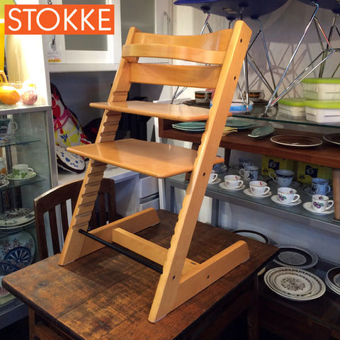 ストッケ STOKKE トリップトラップ TRIPP TRAPP 新型 チェア ナチュラル 木製ガード付 ～ 希少な木製ガード付きモデル入荷しました！ 【買取と販売とレンタルのお店】