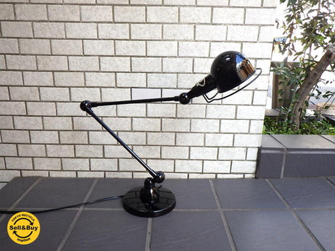 ジェルデ デスクランプ シングル Jielde Desk Lamp Single Black ～ 芸術的なインダストリアルデザインとフレキシブルな機動性【買取と販売とレンタルのお店】