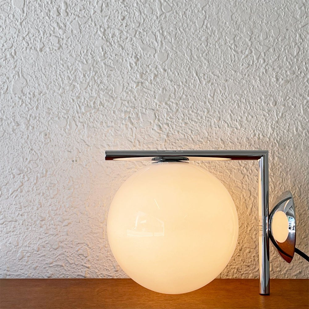 【用賀店】フロス FLOS アイシーライツ IC LIGHT W1 ブラケット ウォールランプ Michael Anastassiades 定価99,000円 コンセント接続 要電気工事 買取させていただきました。