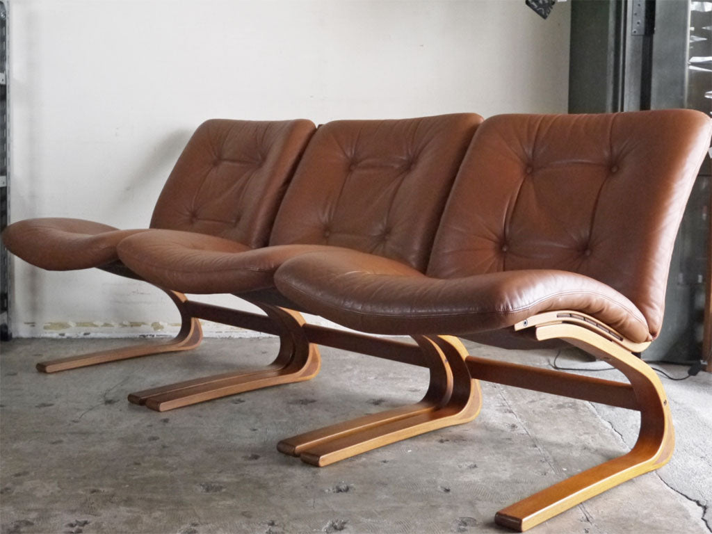 リボ・リッケン Rybo Rykken ケングーチェア Kengu Chair チーク材 ラウンジチェア ×3脚 レザー ノルウェー 北欧ビンテージ  中古品 買い取りしました。