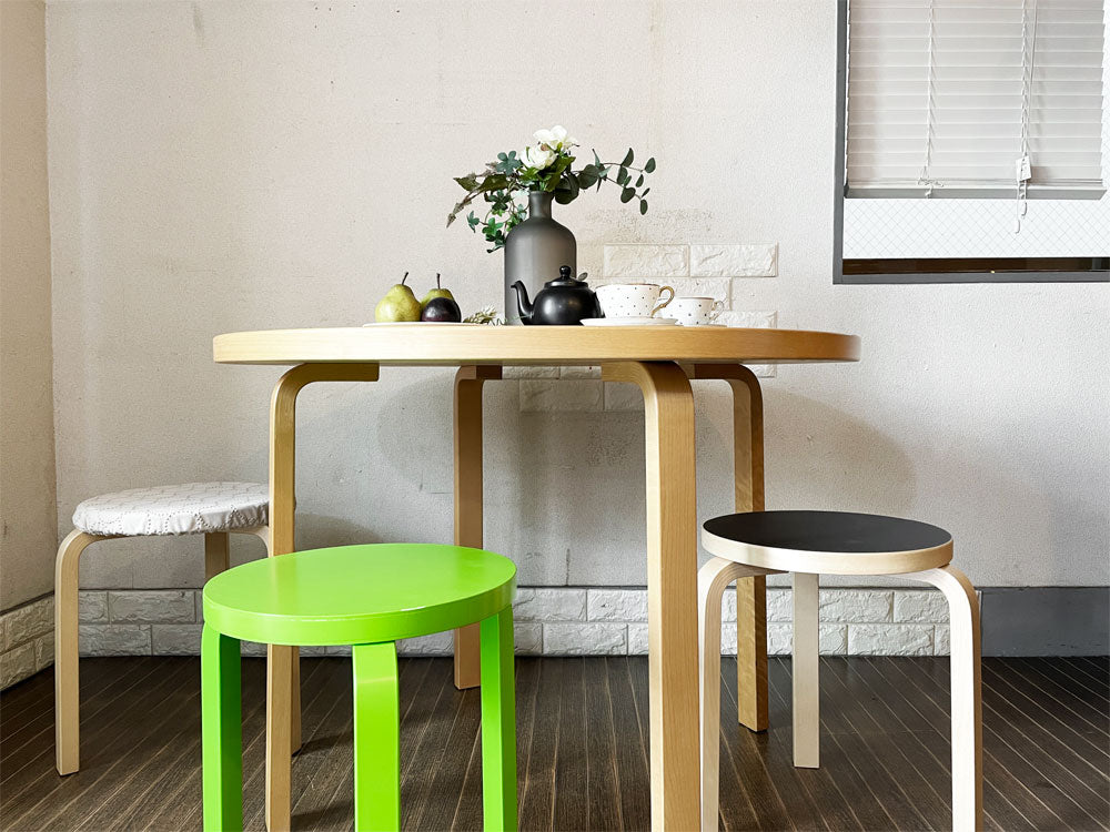 アルテック Artek テーブル TABLE 90A ダイニングテーブル バーチ材 ナチュラルラッカー Φ100cm アルヴァ・アアルト フィンランド 北欧家具 ～囲むと満ちる～