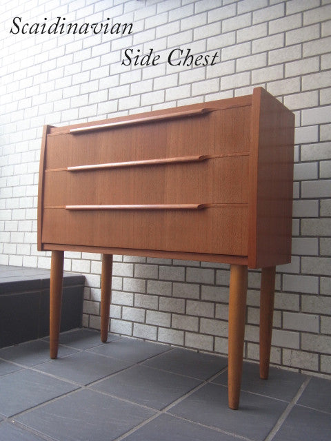 すっきりとした北欧デザイン～60'S Scandinavia Vintage 3drawer チーク材 チェスト【買取と販売とレンタルのお店】