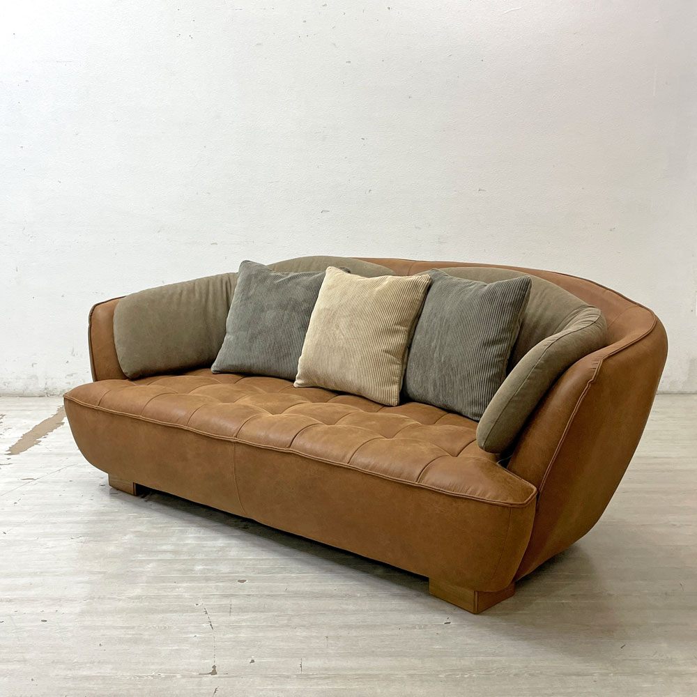 【祖師ヶ谷大蔵店】クラッシュゲート CRASH GATE コンフォーム COMFORM オピアム OPIUM 2.5シーター ソファ レザーテックス 展示品 美品 買取させていただきました。