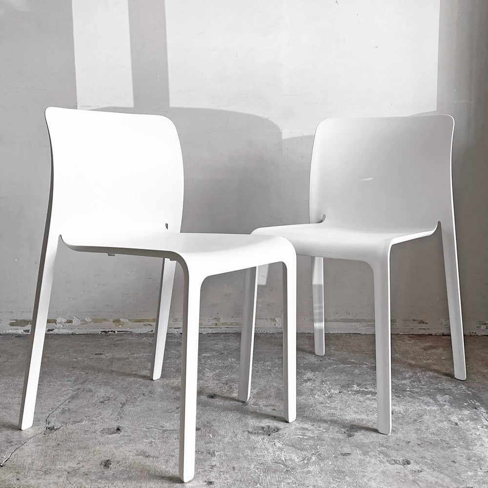 【自由が丘店】マジス MAGIS チェア ファースト CHAIR FIRST ステファノ・ジョバンノーニ ポリプロピレン ホワイト スタッキング イタリア A＆B 計2脚 買取させていただきました。