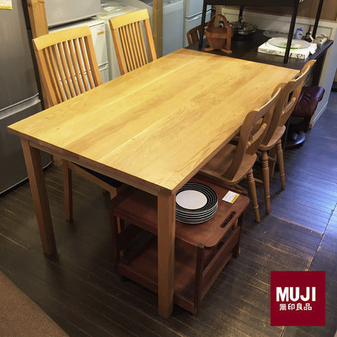 無印良品 MUJI ダイニングテーブル オーク無垢材 ナチュラル 北欧スタイル ～ シンプルなデザインに生まれるは空間の美。 【買取と販売とレンタルのお店】