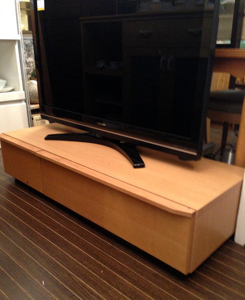 お部屋づくりで大事な要素です～Jon-Living MOVE AVボード オーク材 テレビボード【買取＆販売＆レンタル】